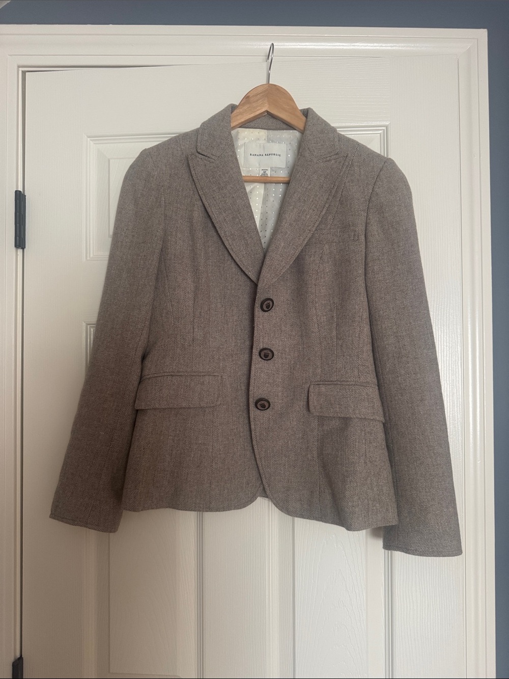 Banana Republic Women’s Brown Taupe Blazer